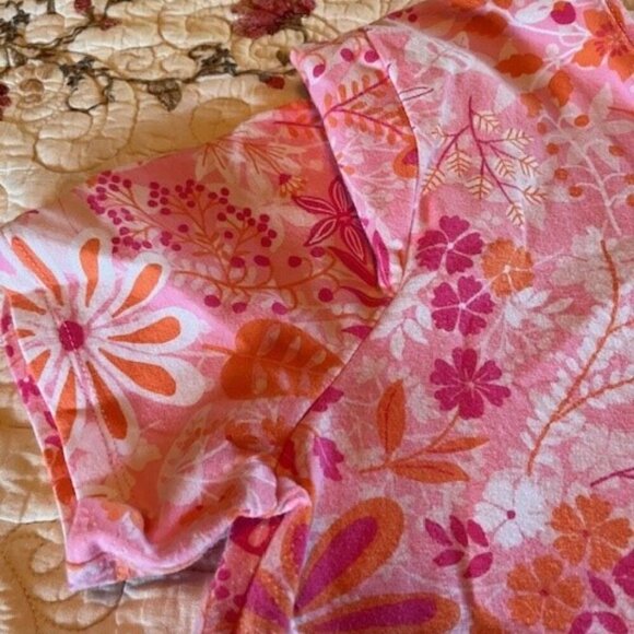 Talbots Tee - Picture 3 of 9